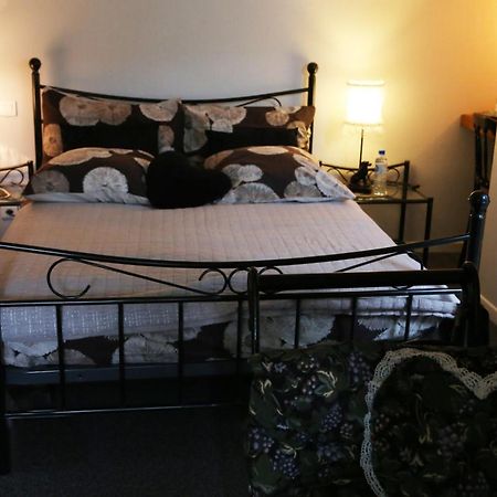 エペルネー Au Coeur Des Vignes Bed & Breakfast エクステリア 写真